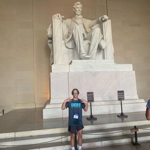 Meet your Posher, Eli